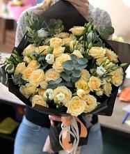 Букет цветов из:  Розы и Лизиантусы #REPLACE_PRED# Грибки