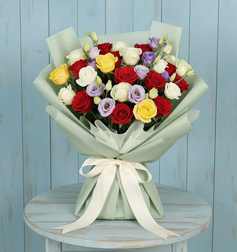 Букет Модная красотка в Грибки Букет цветов из: Розы в Грибки